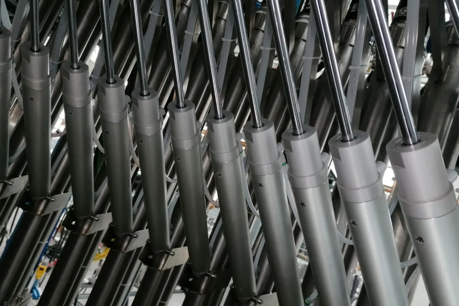 applicazione_cilindri_airon_blocco_stelo_speciale